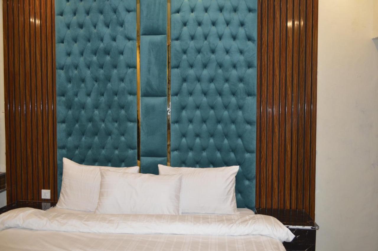 Rose Valet Guest House Islamabad Exterior photo